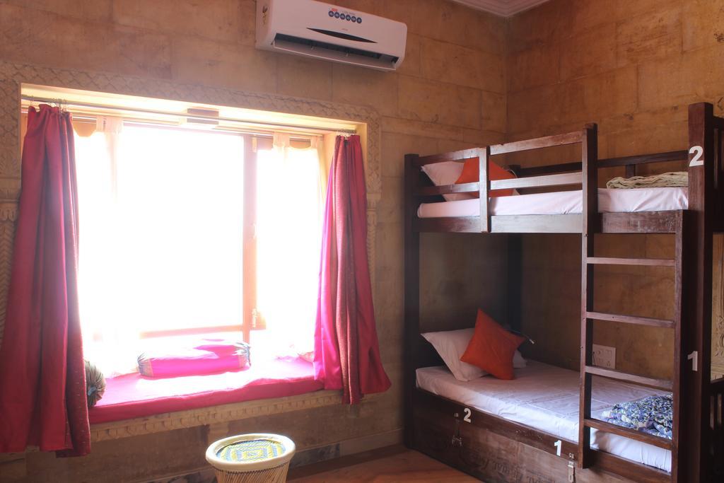 Zostel Jaisalmer Hotel Стая снимка